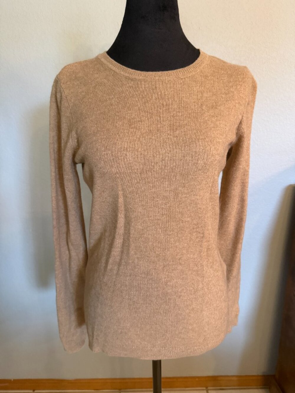 Charter Club Luxury 100% Cashmere Crewneck Sweater Tan Camel Size Small